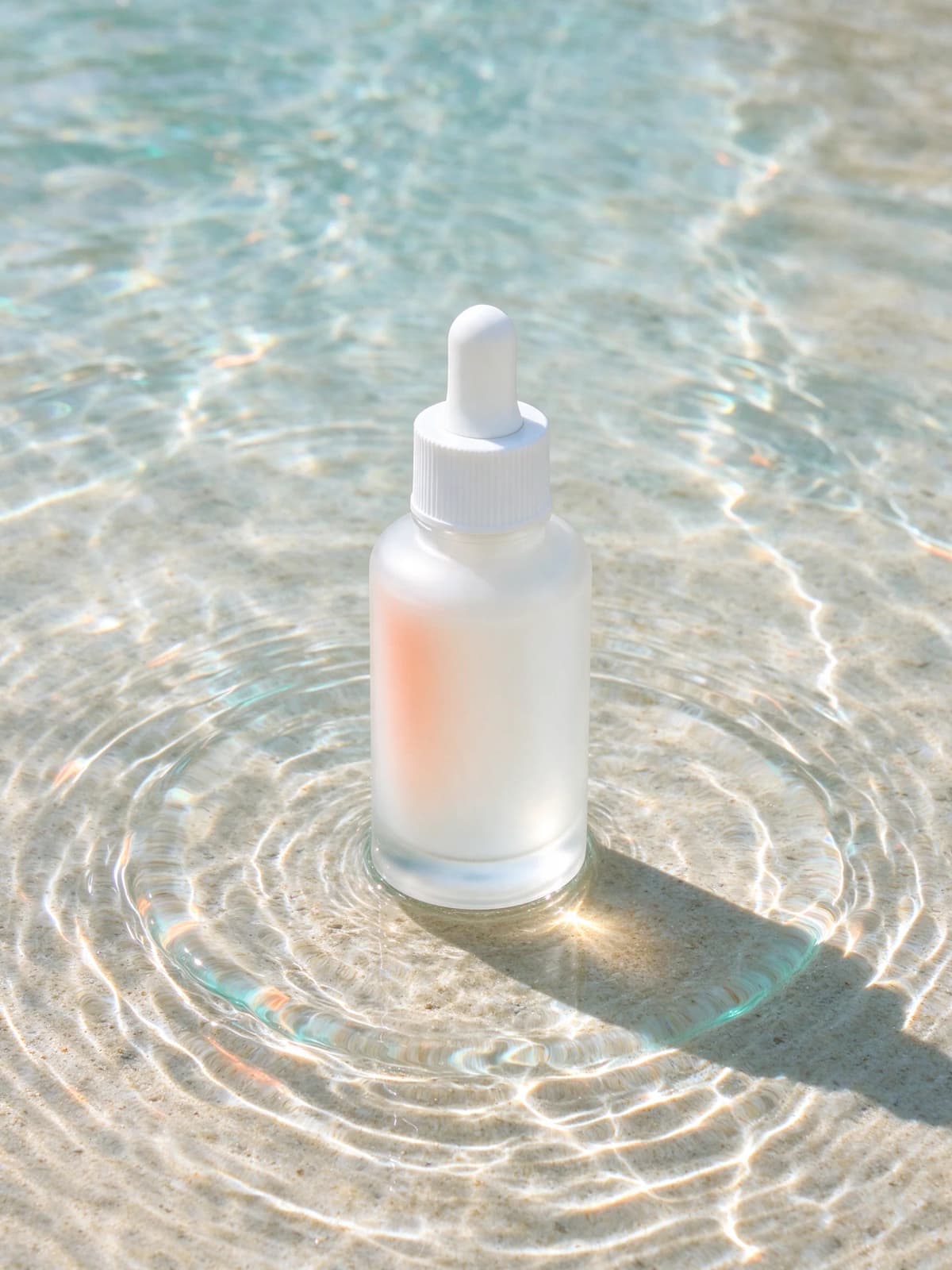 Serum Bottle in Rippling Water